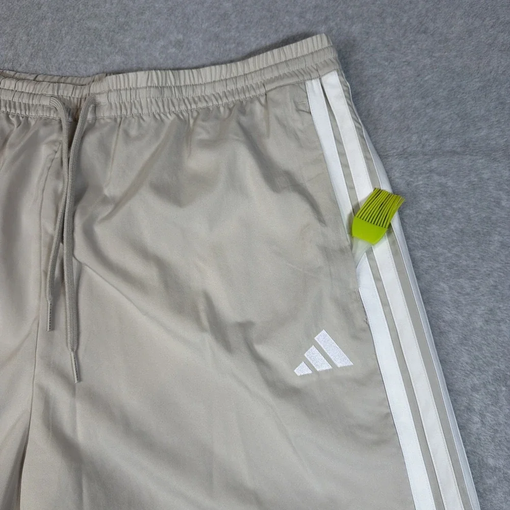 Adidas Shorts Mens 2XL Sandstone/White Logo 5